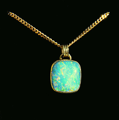 Opal, antik